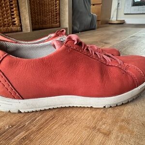 Dansko Leela Lace Up Sneakers - Casual Sneakers - Color Chili - Size 6.5 - 7